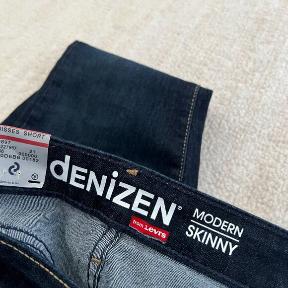 NWT Levi’s Denizen Blue Modern Skinny Jeans 4 Short - Picture 10 of 11
